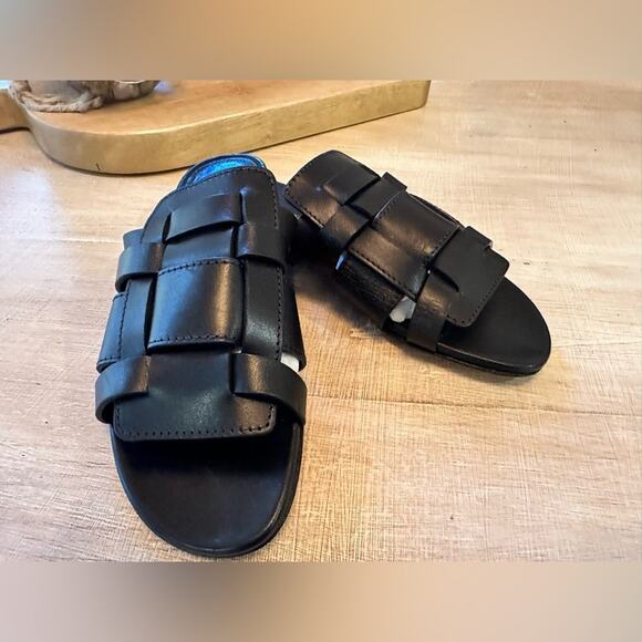 Marion Parke Charlie Slide - Picture 2 of 16